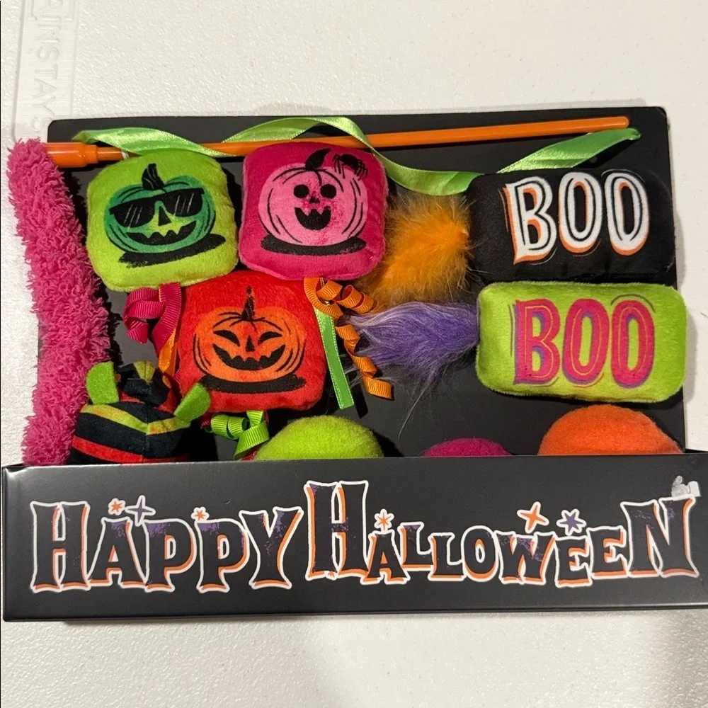 Cat toys and costumes! 10 pack Halloween cat toy and pumpkin cat nip. 3 costumes